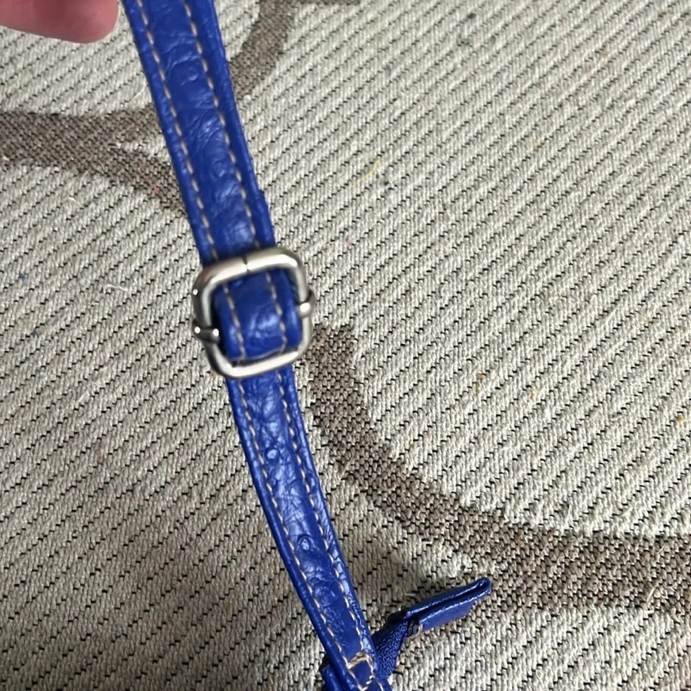 Rosetti royal blue crossbody adjustable strap bag - Picture 9 of 12